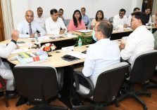 Governor held a meeting with Vice Chancellors of private universities at Raj Bhawan.;?>