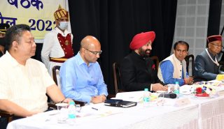 Governor Lt Gen Gurmit Singh (Retd.) and Health Minister Dr. Dhan Singh Rawat on the occasion of the 17th General Body Meeting of the Indian Red Cross Committee State Branch at Raj Bhawan Auditorium.
