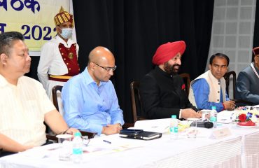 Governor Lt Gen Gurmit Singh (Retd.) and Health Minister Dr. Dhan Singh Rawat on the occasion of the 17th General Body Meeting of the Indian Red Cross Committee State Branch at Raj Bhawan Auditorium.