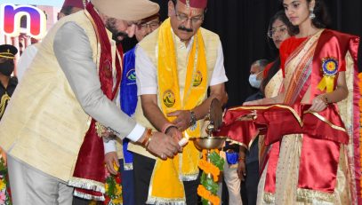 Governor inaugurating the 6th convocation ceremony of Veer Madho Singh Bhandari Uttarakhand Technological University, Dehradun by lighting the lamp.