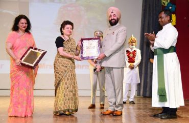 Governor Lt Gen Gurmit Singh (Retd) felicitating the teachers on the occasion of the Investiture ceremony of St. Joseph's Academy.