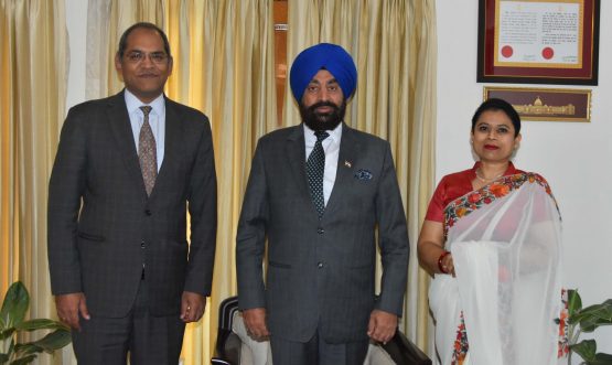Governor with the Ambassadors of India to Slovenia and Tajikistan Smt. Namrata Kumar and Shri Viraj Singh at the Raj Bhawan.