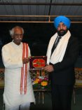 Governor of Haryana, Mr. Bandaru Dattatreya, presented a courtesy call on the Governor at Raj Bhavan.;?>