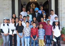Governor Lt Gen Gurmit Singh (Retd) with children of SOS Children's Village, Bhimtal.;?>