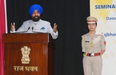 26-06-2022 : राजभवन प्रेक्षागृह में अर्थराइटिस रोग के उपचार एवं बचाव विषय पर आयोजित सेमिनार को संबोधित करते हुए राज्यपाल।