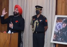 उत्तराखण्ड सदन नई दिल्ली में आयोजित कार्यक्रम को संबोधित करते हुए राज्यपाल लेफ्टिनेंट जनरल गुरमीत सिंह (से नि)।