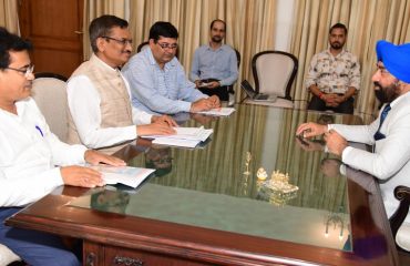 Khadi & Village Industries Commission Ram Narayan and other officials met the Governor.