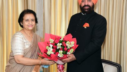 Newly appointed Director of All India Institute of Medical Sciences (AIIMS) Rishikesh, Prof. Meenu Singh courtesy call on by Governor .