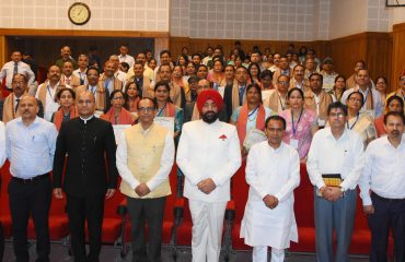 . Governor Lt Gen Gurmit Singh (Retd) with teachers on the occasion of Teachers' Day at Raj Bhavan Auditorium.