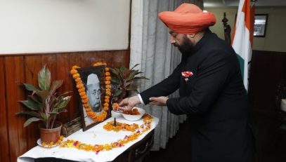 Governor paying tributes by paying floral tributes at his portrait on the occasion of birth anniversary of Bharat Ratna Pandit Govind Ballabh Pant.