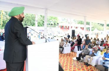 Governor Lt Gen Gurmit Singh (Retd) addressing Red FM's 