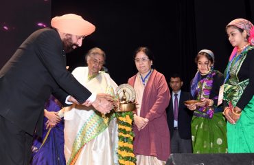 Governor participating as a chief guest in the two-day international seminar organized at Doon University.