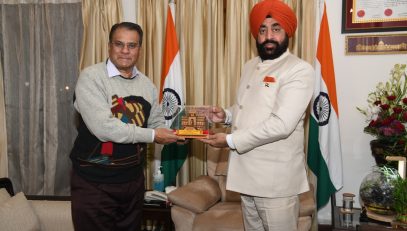 Fruitful discussion between the Governor Lt. Gen. Gurmeet Singh (R) and National Assessment and Accreditation Council NAAC Director Professor S. C. Sharma.
