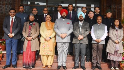 Senior IAS and IPS officers mets the governor at the Rajbhawan and greeted him for the happy new year.