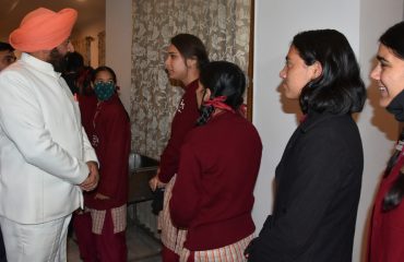 Governor with the students of TEDx Mussoorie program organized at Raj Bhavan.