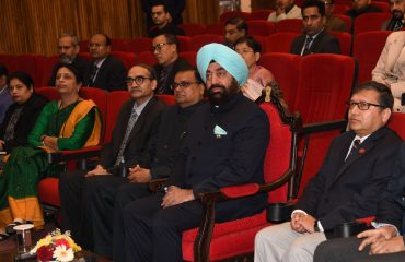 राजभवन ऑडिटोरियम में आयोजित आईएफएस एसोसिएशन उत्तराखण्ड के वार्षिक अधिवेशन के समापन सत्र में प्रतिभाग करते हुए राज्यपाल।