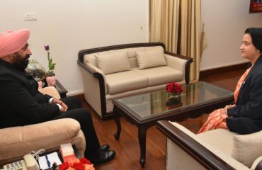 Director of AIIMS Rishikesh, Prof. Meenu Singh, pays courtesy visit on Governor.