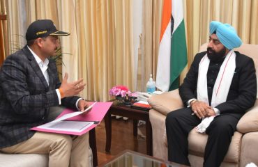 President of Pithoragarh ex-servicemen organization Lalit Kumar Singh pays a courtesy call on the Governor.