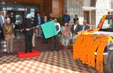 Governor flags off the special campaign vehicle for the three-day festival Vasantotsav-2023.