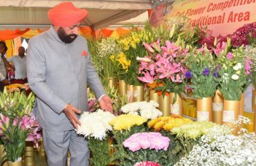 Governor and Chief Minister Pushkar Singh Dhami observing the flower exhibition on the occasion of Vasantotsav-2023 at Raj Bhawan.