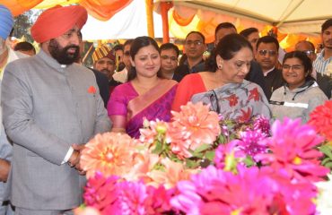 Governor and Chief Minister Pushkar Singh Dhami observing the flower exhibition on the occasion of Vasantotsav-2023 at Raj Bhawan.