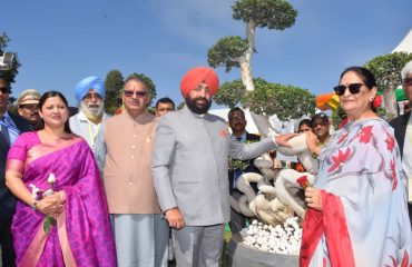 Governor and Chief Minister Pushkar Singh Dhami observing the flower exhibition on the occasion of Vasantotsav-2023 at Raj Bhawan.