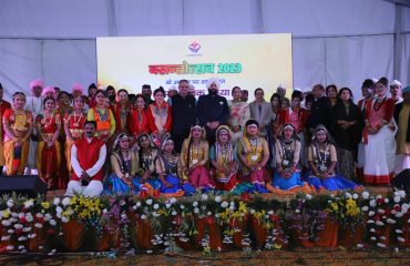 Governor with cultural artists along with Cabinet Minister Ganesh Joshi.