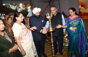 Governor along with cabinet minister Ganesh Joshi inaugurated the cultural evening by lighting the lamp in the second session of Vasantotsav 2023 at Raj Bhawan.