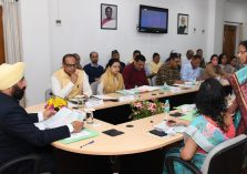 Governor participates in the 27th executive meeting, of the Uttarakhand State Child Welfare Council at Raj Bhawan.;?>