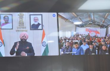 अटल उत्कृष्ट राजकीय इंटर कॉलेज, नैनीसैंण चमोली के ‘प्लेटिनम जुबली’ समारोह में बतौर मुख्य अतिथि वर्चुअली प्रतिभाग करते हुए राज्यपाल।