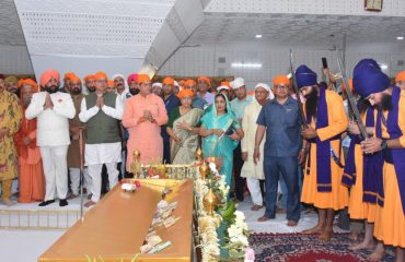 Governor along with Chief Minister Shri Pushkar Singh Dhami participating in the program of the first batch of Sri Hemkund Sahib Yatra from Hemkund Sahib Gurdwara Complex Rishikesh.
