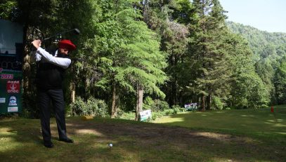 Governor inaugurated the 18th "Governors Cup Golf Tournament" organized by Golf Club Nainital by teeing-off.