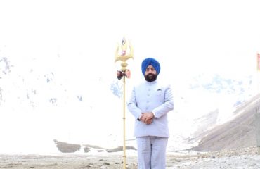 Governor visiting 'Adi Kailash' and 'Om Parvat' during his visit to Pithoragarh district.