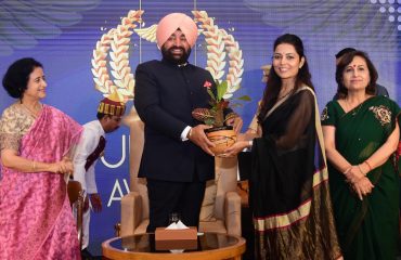 Governor Lt. Gen. Gurmit Singh (Retd) felicitates doctors who have made an outstanding contribution in the field of medicine on the occasion of “National Doctors-Day”.