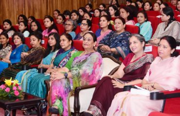 First Lady Smt. Gurmeet Kaur participates in a health workshop on Breast Cancer and Cervical Cancer at Raj Bhawan .