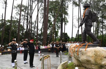 Governor Lt. Gen. Gurmit Singh (Retd) pays tribute to the brave martyrs by laying a wreath at the martyr's memorial located at Chirbagh, Shaurya Sthal.