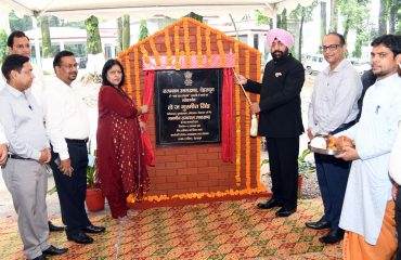 Governor Lt. Gen. Gurmit Singh (Retd) inaugurates the rain water conservation project at Raj Bhawan.