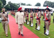 Governor Lt Gen Gurmit Singh (Retd) takes the salute of the march past of PAC jawans at Raj Bhawan.;?>