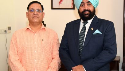 Bikram Singh, Director, India Meteorological Centre, Dehradun paying a courtesy call on Governor .