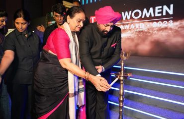 Governor Lt Gen Gurmit Singh (Retd) inaugurates the 'Times Women Achievers Award' program organized by The Times Group.