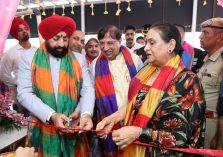 Governor Lt. Gen. Gurmit Singh (Retd) and First Lady Smt. Gurmeet Kaur inaugurate the newly constructed charitable multi-specialty hospital of Shree Shyam Sahara Kanika Foundation at Zirakpur, Mohali.;?>