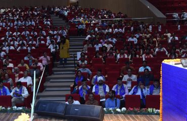 Governor Lt. Gen. Gurmit Singh (Retd) addresses the convocation.