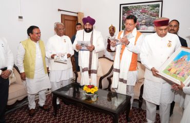 राजभवन में राज्यपाल लेफ्टिनेंट जनरल गुरमीत सिंह (से नि) के समक्ष प्रजापिता ब्रह्मकुमारी ईश्वरीय विश्वविद्यालय और समग्र शिक्षा अभियान व उच्च शिक्षा विभाग के मध्य तीन वर्ष के लिए नशा मुक्त भारत अभियान के तहत हुआ एमओयू।