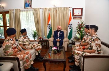 ITBP Director General Anish Dayal Singh and officers meet Governor Lt Gen Gurmit Singh (Retd).