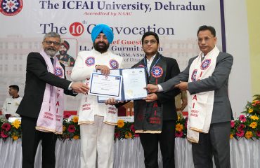 Governor Lt Gen Gurmit Singh (Retd) honours the best performing students.