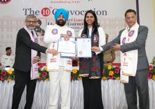Governor Lt Gen Gurmit Singh (Retd) honours the best performing students.;?>