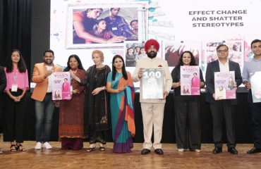 वुमेनोवेटर 10K फ़ेलोशिप प्रोग्राम को लांच करते हुए राज्यपाल लेफ्टिनेंट जनरल गुरमीत सिंह (से नि)।