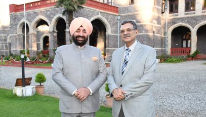Chief Justice of Uttarakhand High Court, Justice Vipin Sanghi pays courtesy call on Governor Lt Gen Gurmit Singh (Retd).