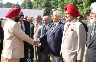 Governor Lt Gen Gurmit Singh (Retd) welcomed on the occasion of Military History Seminar organized at Welham Boys School.