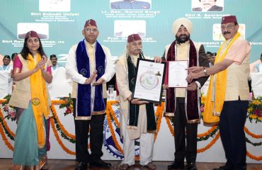 Governor Lt Gen Gurmit Singh (Retd) honors ISRO Chairman Shri S. Somnath and retired professor IIT Kanpur Prof. HC Verma with honorary degrees.
